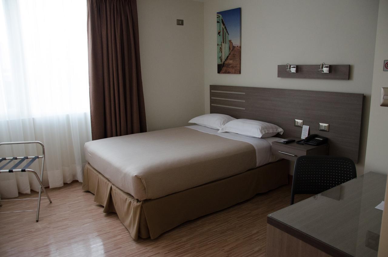 Alto Del Sol Plaza Mejillones Hotel ภายนอก รูปภาพ