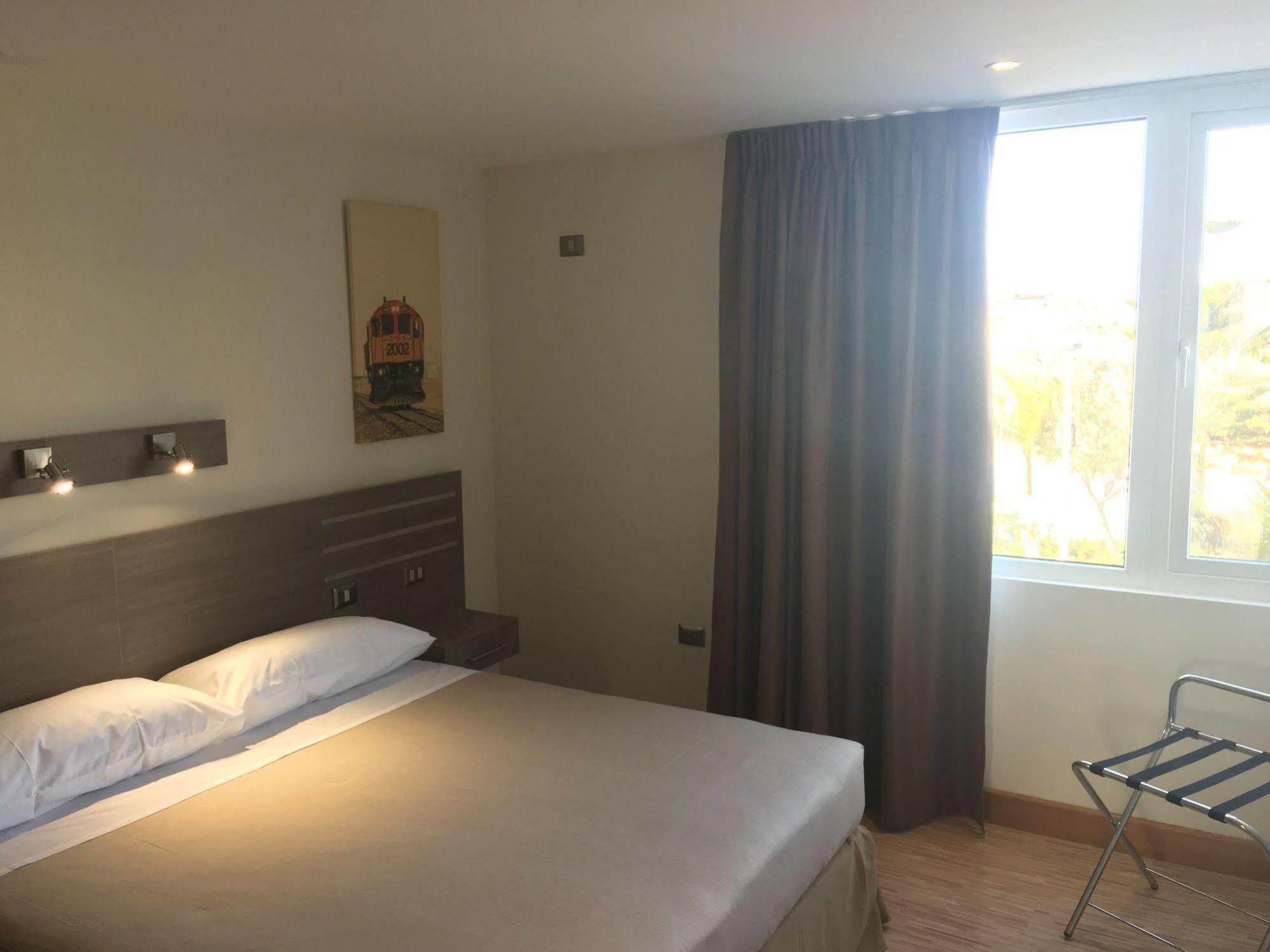 Alto Del Sol Plaza Mejillones Hotel ภายนอก รูปภาพ
